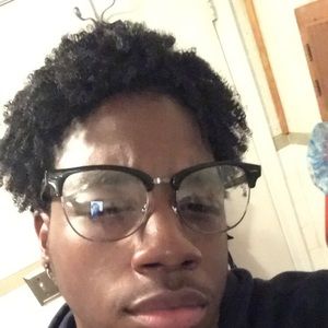 Meet your Posher, Justin